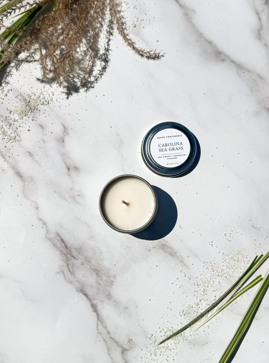 Mini Carolina Sea Grass candle with fresh sea grass and floral fragrance