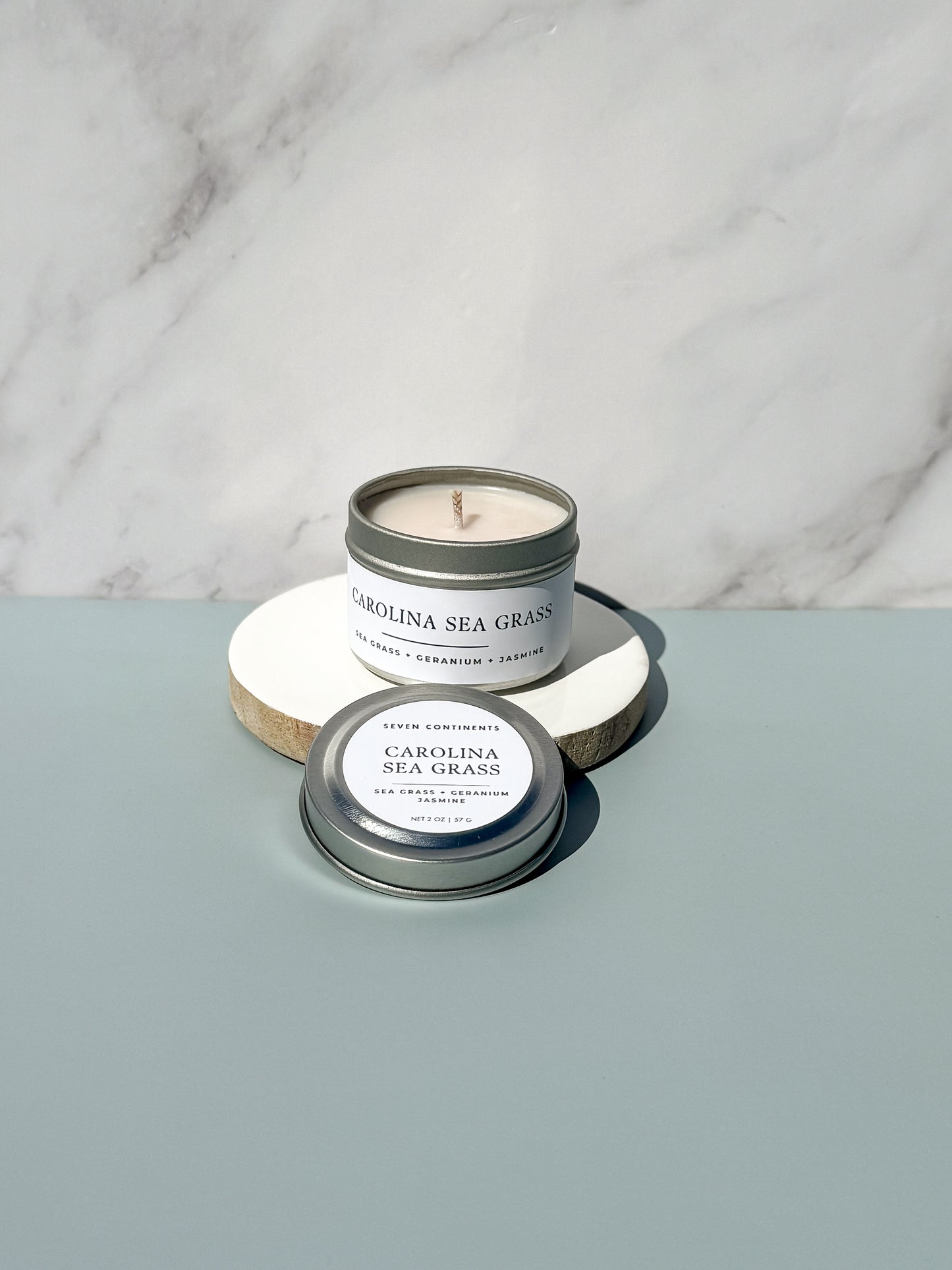 Mini Carolina Sea Grass candle with fresh sea grass and floral fragrance