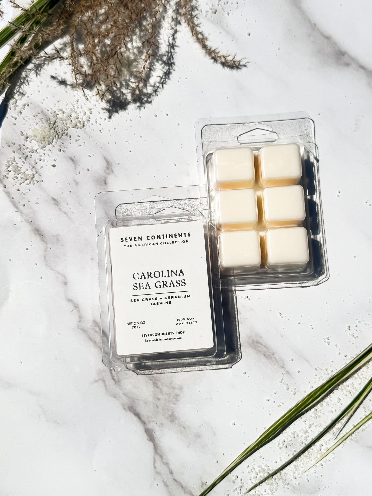 Carolina Sea Grass wax melts with fresh coastal fragrance inspired by the Carolina coast