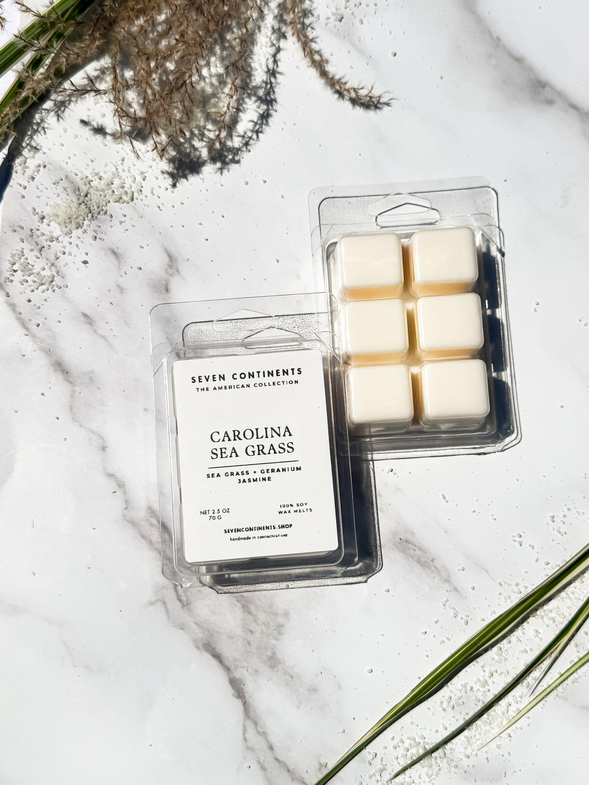 Carolina Sea Grass wax melts with fresh coastal fragrance inspired by the Carolina coast